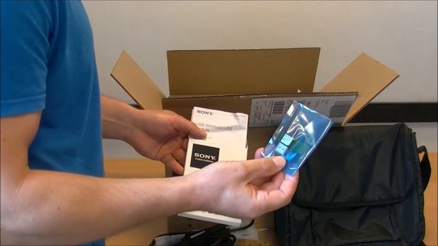 Sony VPL DX125 Unboxing