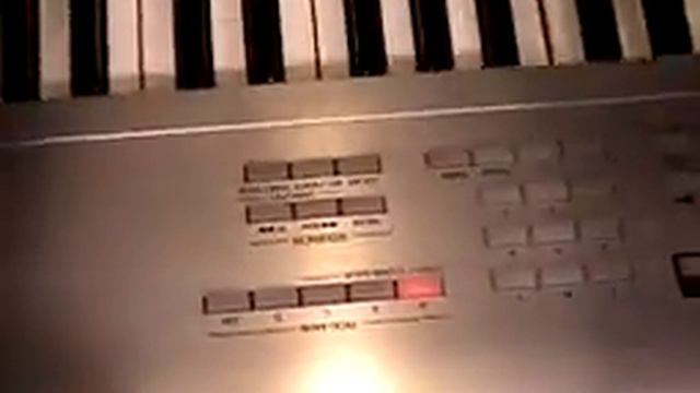 Korg Triton Le смотреть онлайн