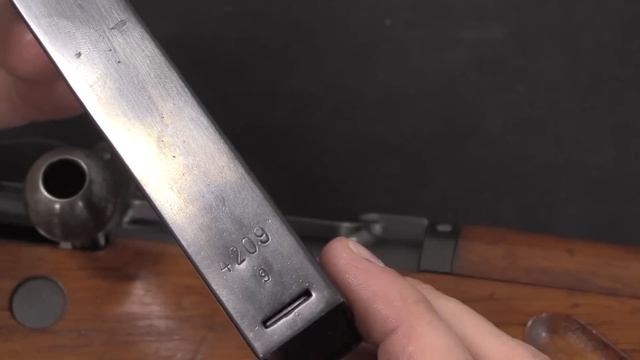SIG MKPS: Possibly the Most Beautiful SMG Ever Made смотреть онлайн