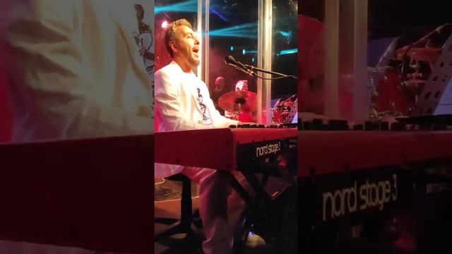Алексей Романоф - От Москвы до Нью-Йорка. Клуб "16 тонн". смотреть онлайн