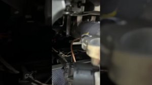 Ремонт стрекозы и установка реле на дальний свет Polo Sedan