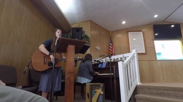 O Come to the Altar - Emma & Rachel смотреть онлайн