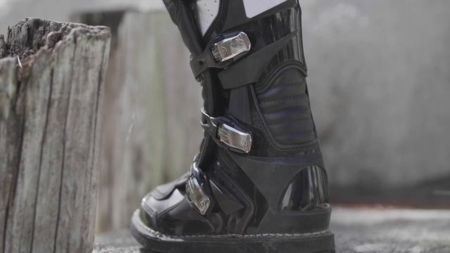 First Look: Gaerne GX-1 Motocross Boot смотреть онлайн