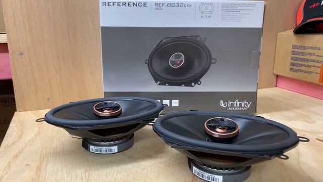 Infinity REF-8632cfx Product Preview смотреть онлайн