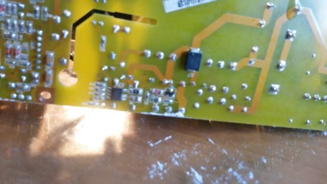 Ремонт Behringer B115D. Не включается, мигают светодиоды. смотреть онлайн