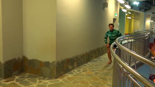 100 часов в Аквапарке ! смотреть онлайн