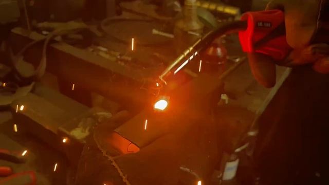 ТЕСТ!!! Американский профессиональный сварочный полуавтомат JONSER GT-250! Проверяем в автосервисе! смотреть онлайн