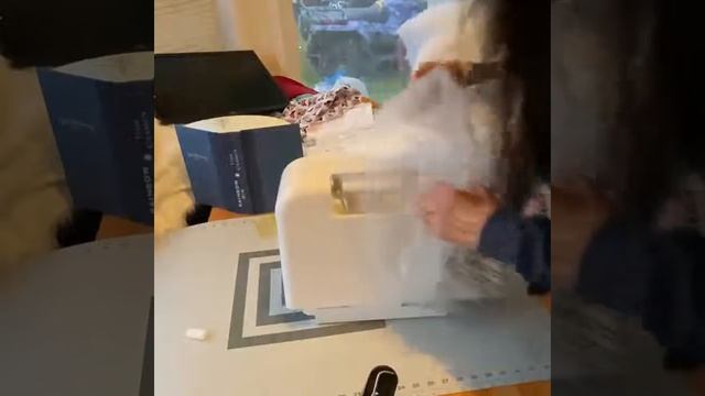 Juki HZL 5100 Unboxing смотреть онлайн