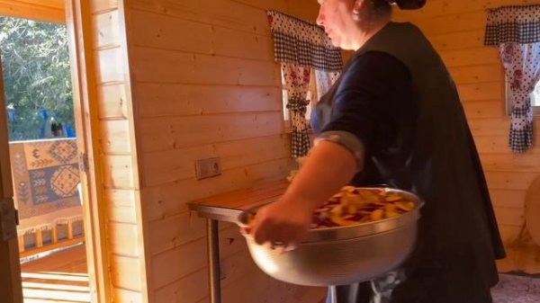 Fresh Banana, Apple and Feijoa Jam in the Village! Grandma Cooked Delicious Fish for Lunch