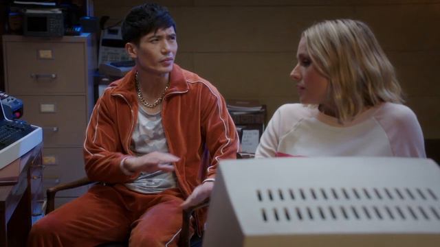 The Good Place 4x11 Sneak Peek Clip 2 "Mondays, Am I Right?" смотреть онлайн