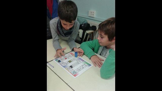 MARISTES ANNA RAVELL SCHOOL Simple machines board game смотреть онлайн