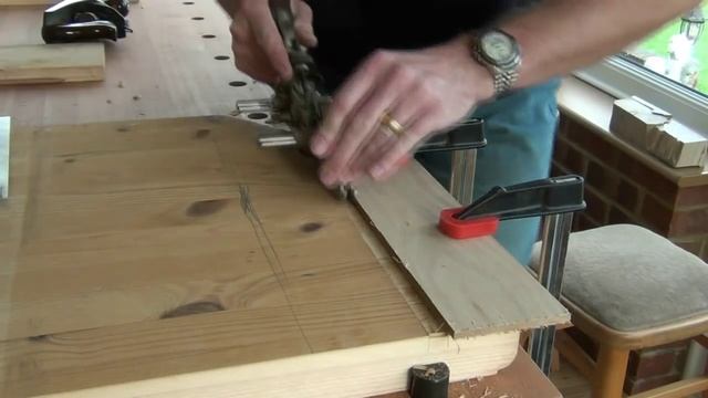 Dado using a Stanley No.45 смотреть онлайн