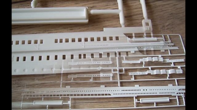 R. M. S Titanic 1:400 фотообзор модели смотреть онлайн
