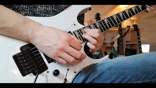 Ibanez RG350DXZ White смотреть онлайн