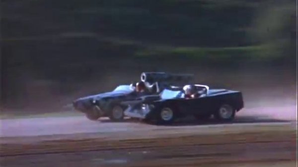 Death Race 2000 (1975) Movie Trailer - David Carradine, Sylvester Stallone & Simone Griffeth