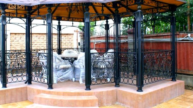 Садовая беседка на подиуме, дачный навес, ковка в Днепропетровске смотреть онлайн