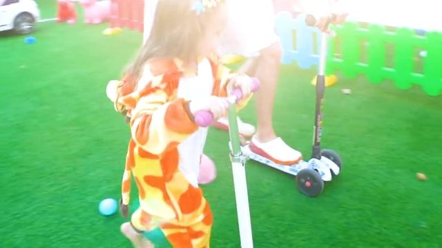 Магазин мороженого - Детская песня. Песни для детей от Майи и Маши