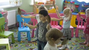 Музыкальное занятие в старшей группе