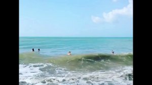 Купаемся в шторм в Турции