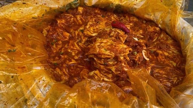 Базар ЧОРСУ. Уличная еда Узбекистана смотреть онлайн