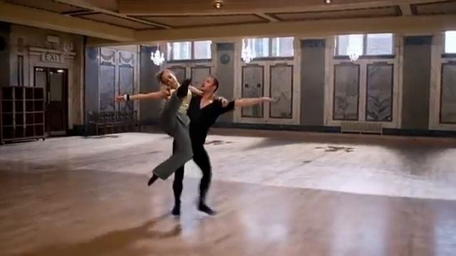 DJ Ironik - Tiny Dancer Hold Me Closer // Streetdance OST
