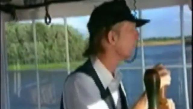 John Hartford performs "Miss Ferris" on a Steamboat смотреть онлайн