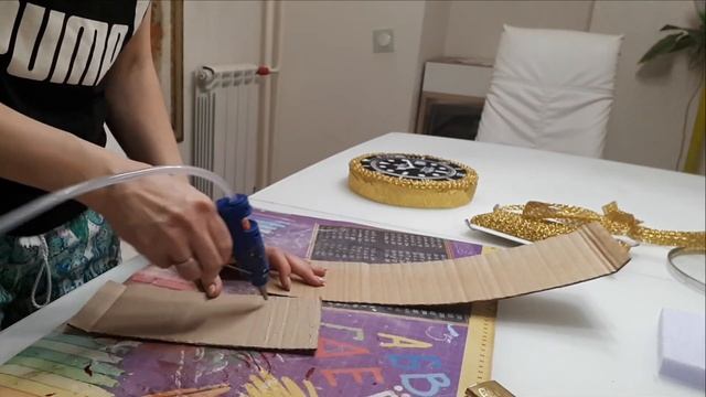 часы из конфет смотреть онлайн