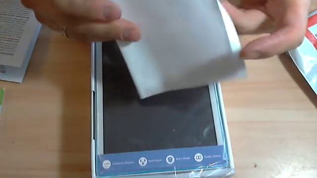 Распаковка планшета Lenovo Tab 3-850 8