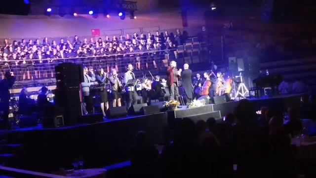 САНКТ-ПЕТЕРБУРГ.ИГОРЬ КОРНЕЛЮК 60 ЛЕТ смотреть онлайн