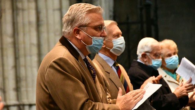 Installation de B. Lobet en qualité de curé-doyen de la cathédrale Saints Michel et Gudule. смотреть онлайн