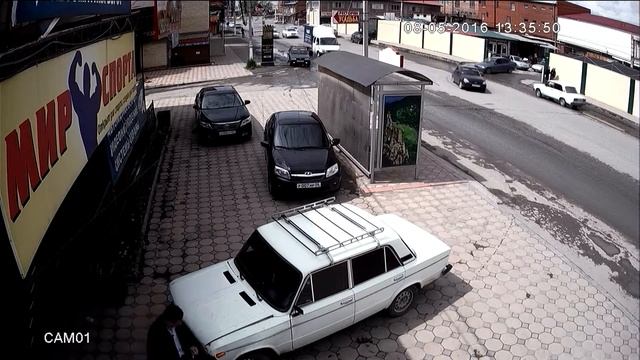 Polyvision PN-A2-B3.6 v.2.3.1 День Солнце Авто Люди смотреть онлайн