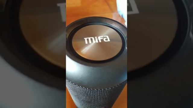 Test sound Mifa A8 смотреть онлайн