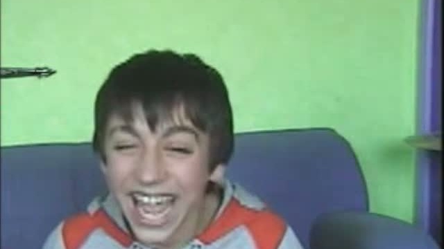 Идиотский смех смотреть онлайн