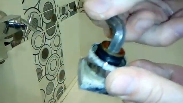 Ремонт плоского гусака смесителя для ванны. смотреть онлайн