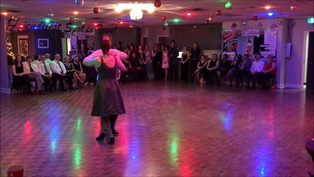 Steve & Eva performing The Laendler смотреть онлайн