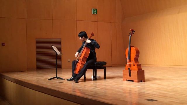 Bach Cello Suites No. 4 in Eb - Hyun-kun Cho (Baroque Cello) смотреть онлайн