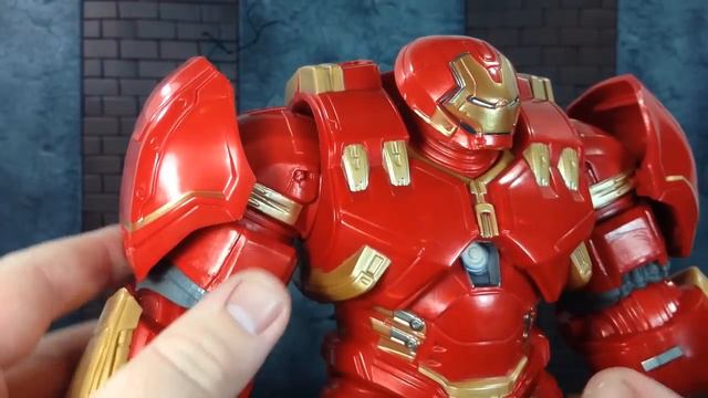 Marvel Legends Build A Figure Hulkbuster Review