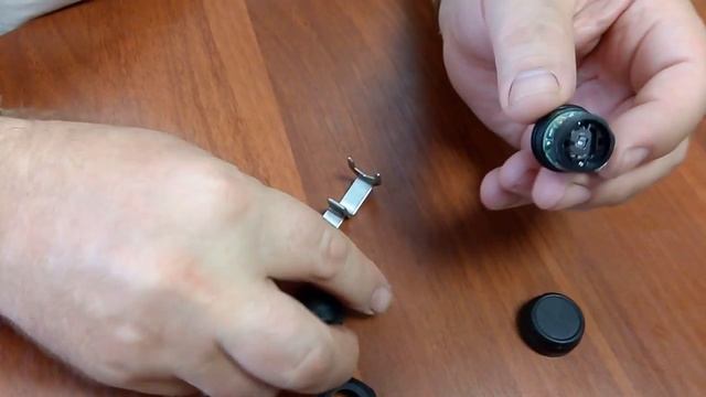 Замена батарейки во внешнем датчике давления в шинах смотреть онлайн