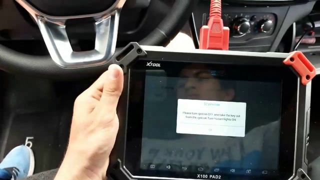 Lectura de pin code Renault Logan 2021 BCM continental, se hizo llave desde cero смотреть онлайн