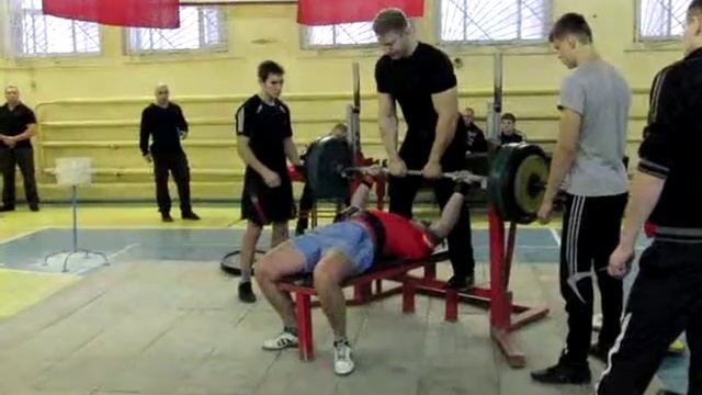 Видео 11. Воронеж. Чемпионат области 2011. Жим лежа смотреть онлайн