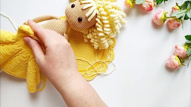 Кукла Ксюша и зайка Антуанетта отправились домой. В отпуск не отпустили... смотреть онлайн