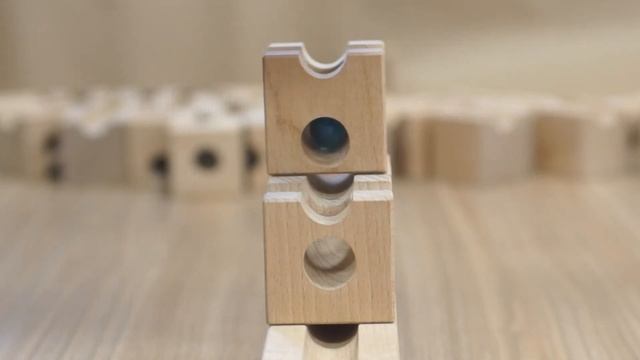 Сборка конструктора "Шарики Кубарики" смотреть онлайн