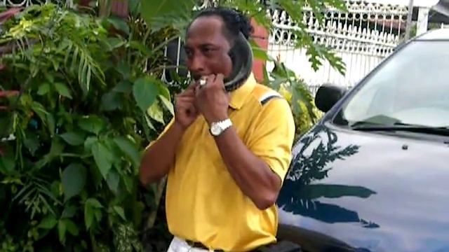 Marthen J.N Sahertian The Horn Trumpet Blower ( Sangkakala ) смотреть онлайн
