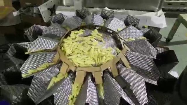 МУЛЬТИГОЛОВОЧНЫЙ ВЕСОВОЙ ДОЗАТОР С 14 ГОЛОВКАМИ И ВИБРАЦИОННОЙ ПОДАЧЕЙ ПРОДУКТА ДЛЯ ЛИПКИХ ПРОДУКТОВ смотреть онлайн