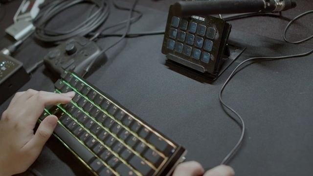 A Journey Begins First Time Lubing & Transforming My 60% Mechanical Keyboard 2 смотреть онлайн
