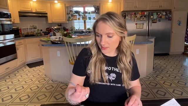 HUGE INTERNATIONAL Heirloom Tomato seeds Haul | Tomatofifou L’Association смотреть онлайн