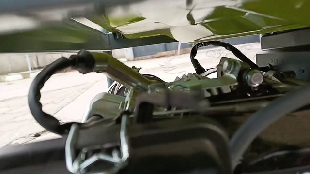 Как отрегулировать частоту напряжения на генераторе.