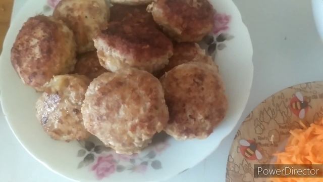 Перловка с котлетами