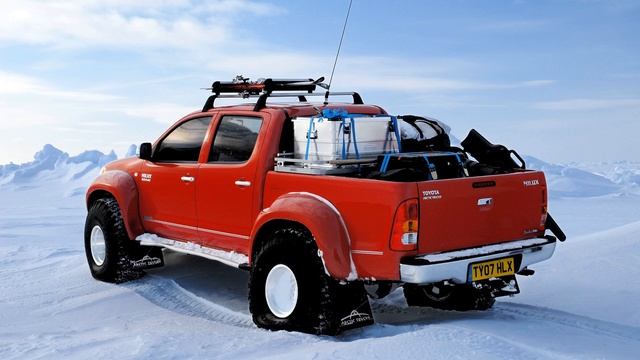 Toyota Hilux Arctic Truck