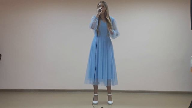 "Пока на земле любовь" - исполняет Коваленко Анна, 12 лет. ЦВР с.Богатое Самарская обл. смотреть онлайн